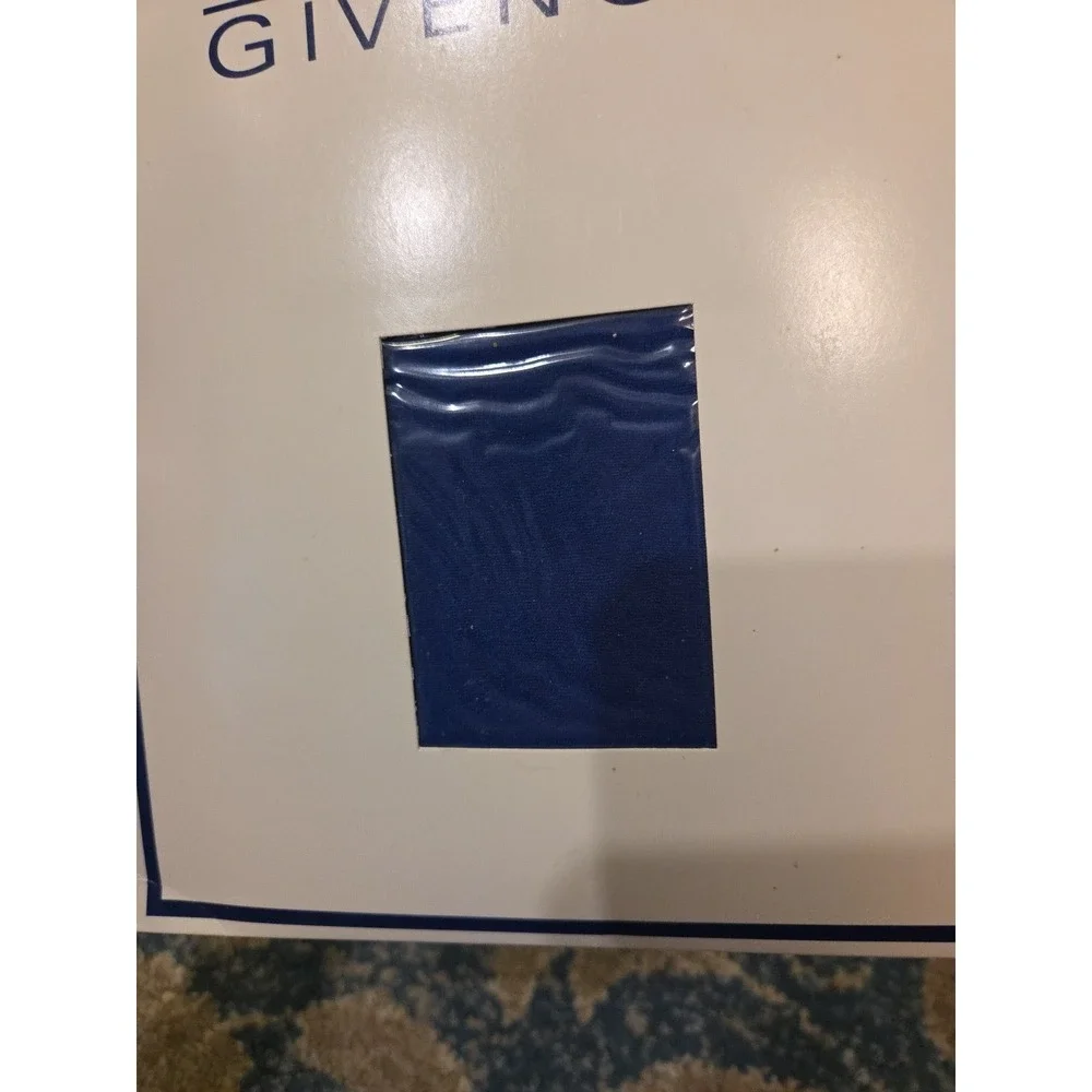 Givenchy bleu